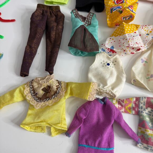 BARBIE Vintage Doll Clothing 60's 70's 80's 90's Accessories Lot 73 Pieces - Picture 11 of 16